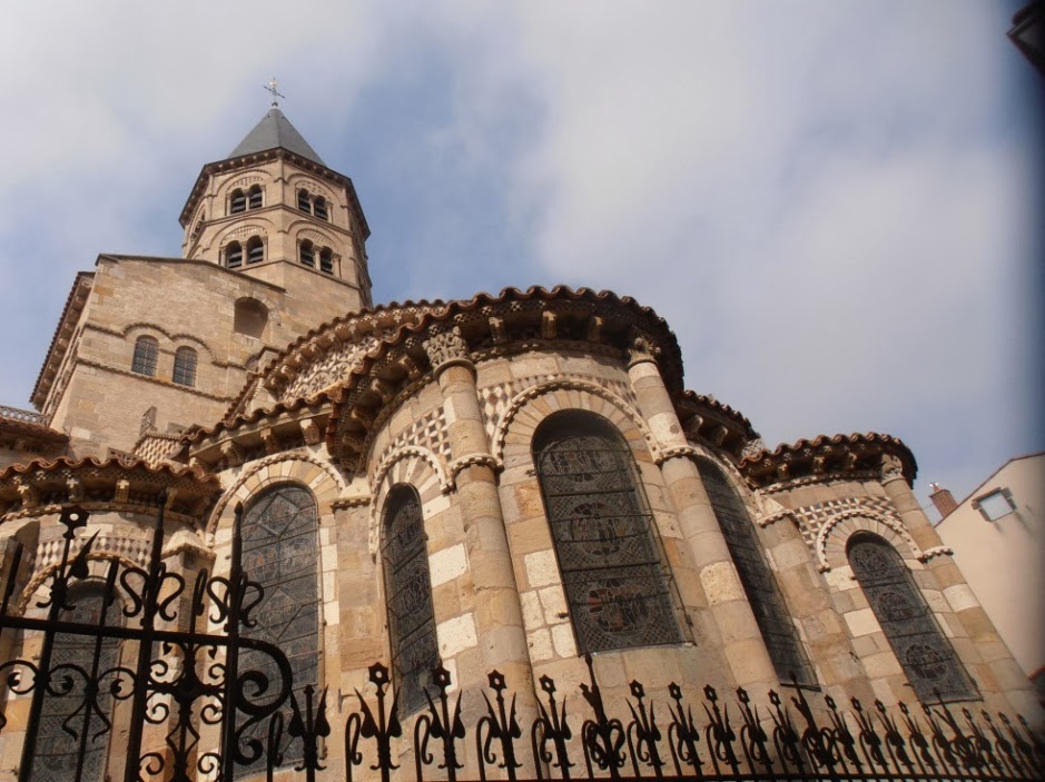 AlverniaAbsidiClermontFerrand1